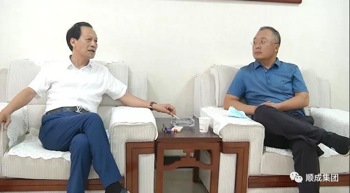 ���쳤����ѧ���̹ɷݹ�˾����������Ӫݰ�ٺ������ſ�3���ŵ���