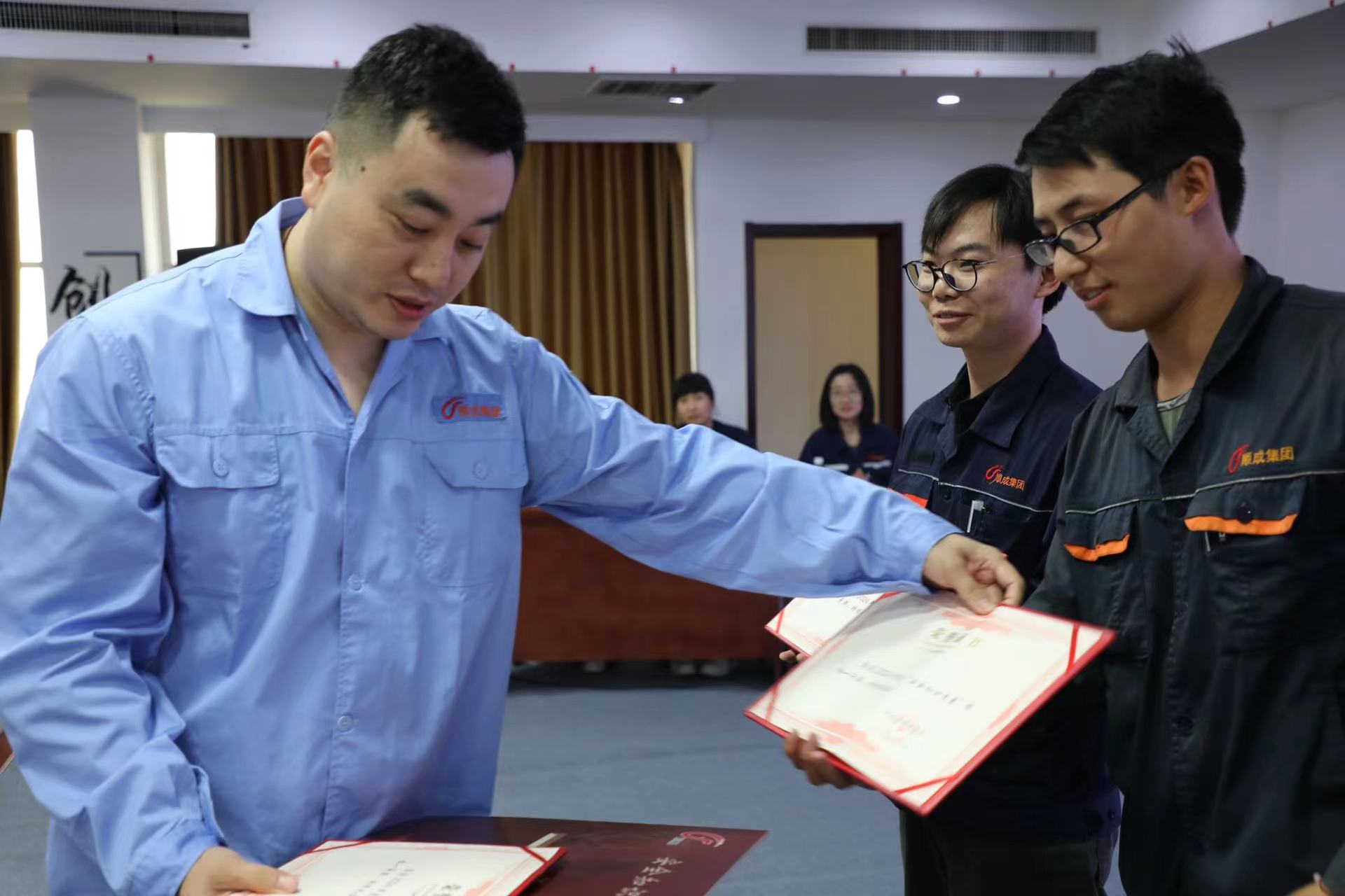 Ϊ��������а佱��Ӱ